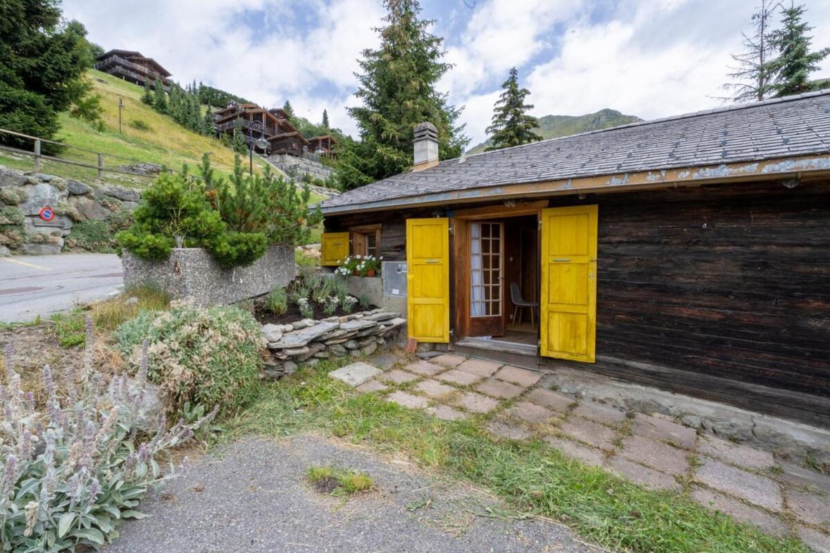 Gasthaus Cosy Chalet With Panoramic Views In Verbier Exterior foto